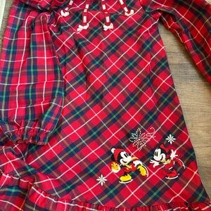 Kids Disney store vintage size 5/6 nightgown